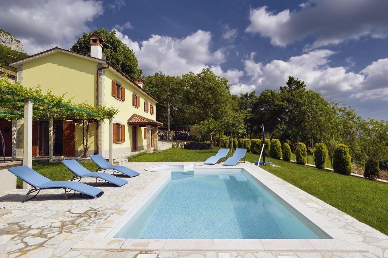 Villa Bella Lupoglav  Esterno foto