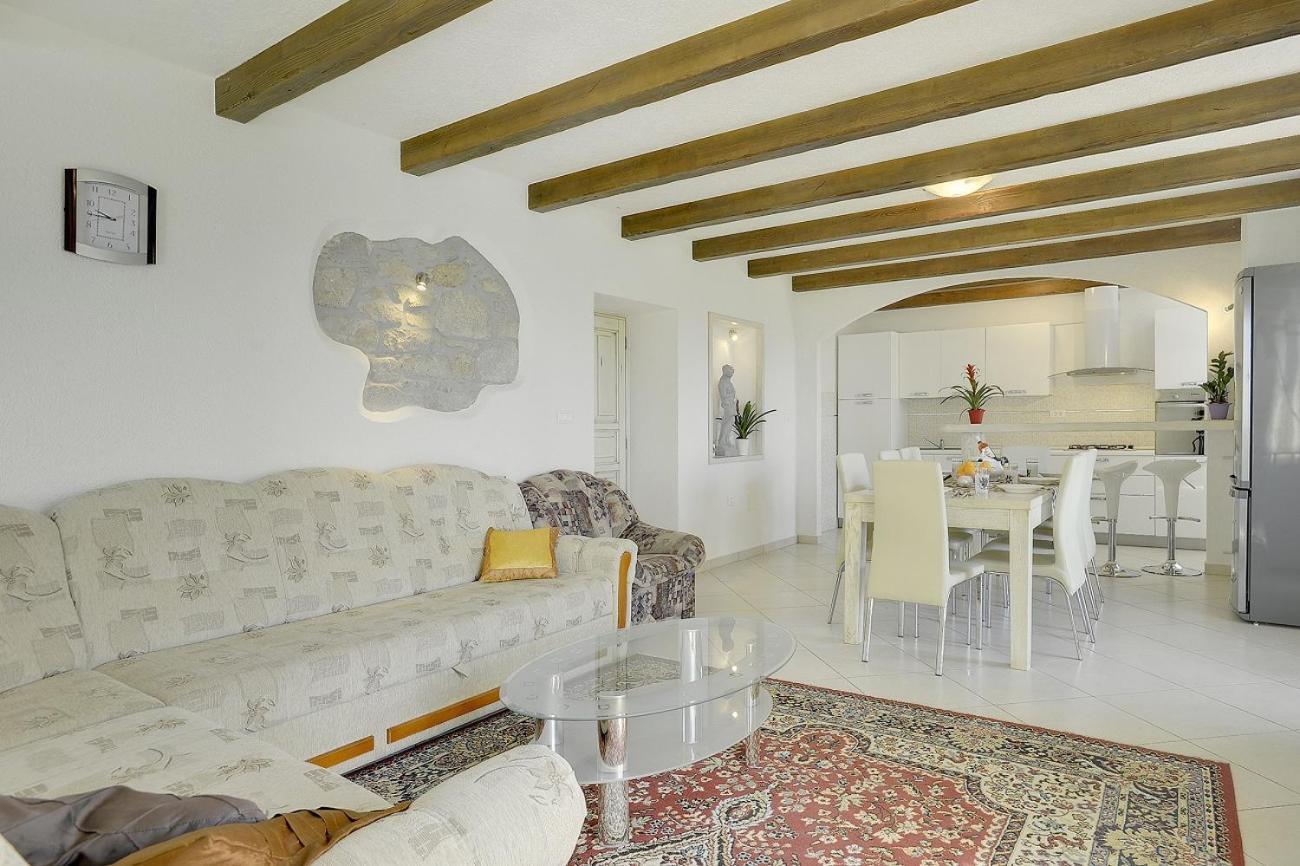 Villa Bella Lupoglav  Esterno foto